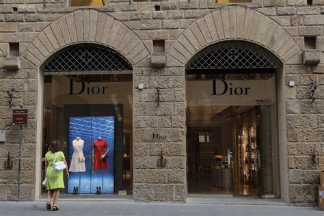 dior milan italy|dior scam.